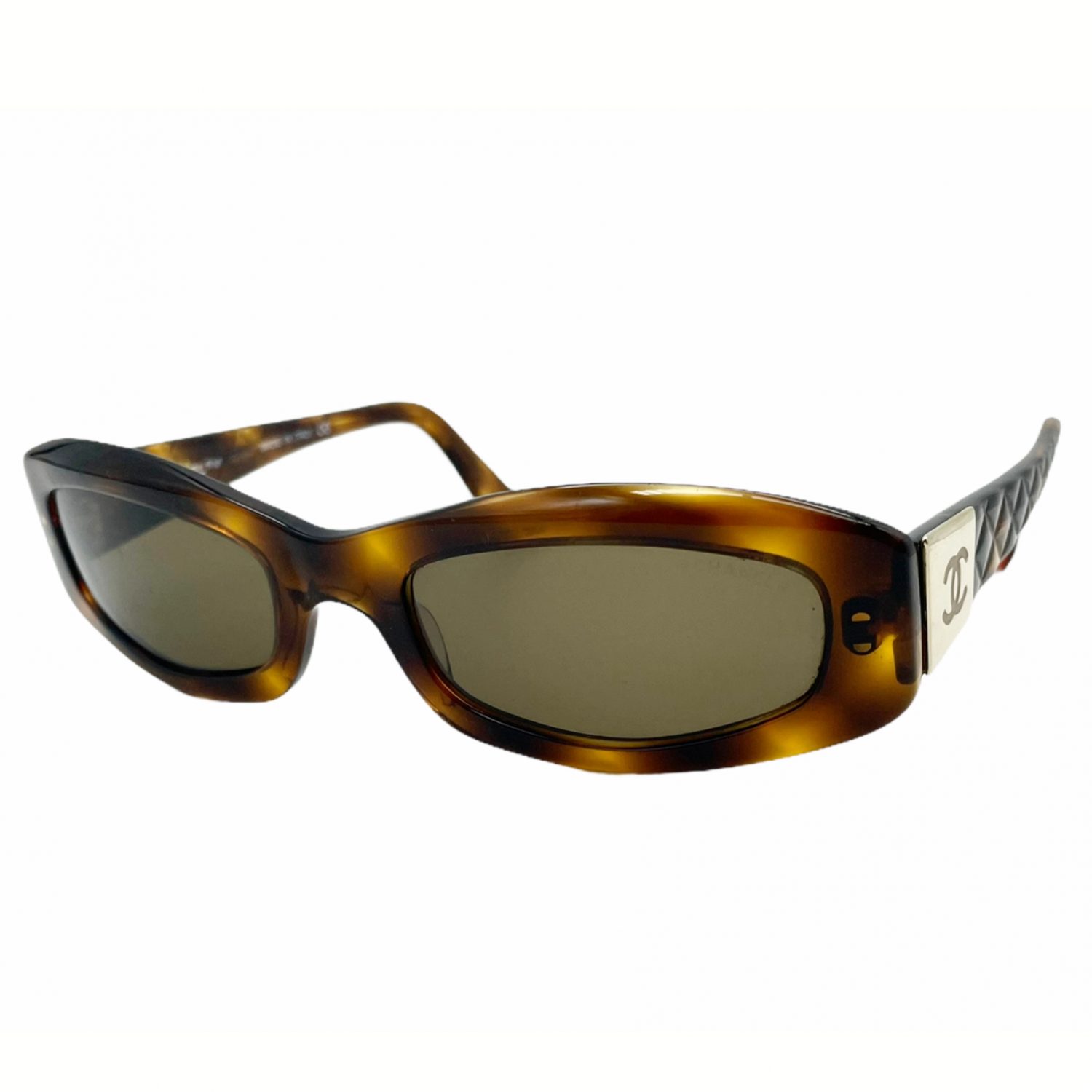 Vintage Chanel Chunky Sunglasses in Tortoiseshell and Gold | NITRYL