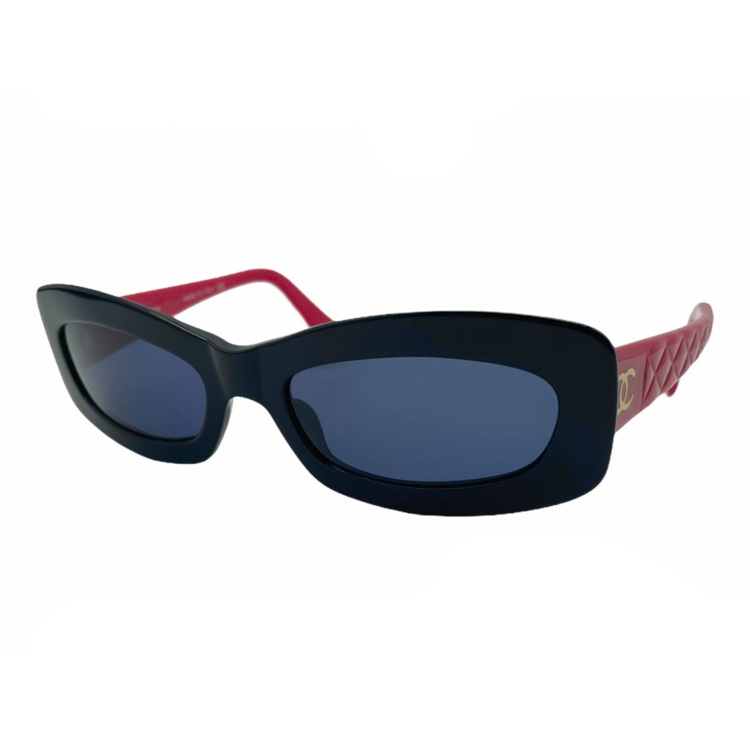 Vintage Chanel Chunky Sunglasses in Red and Black | NITRYL