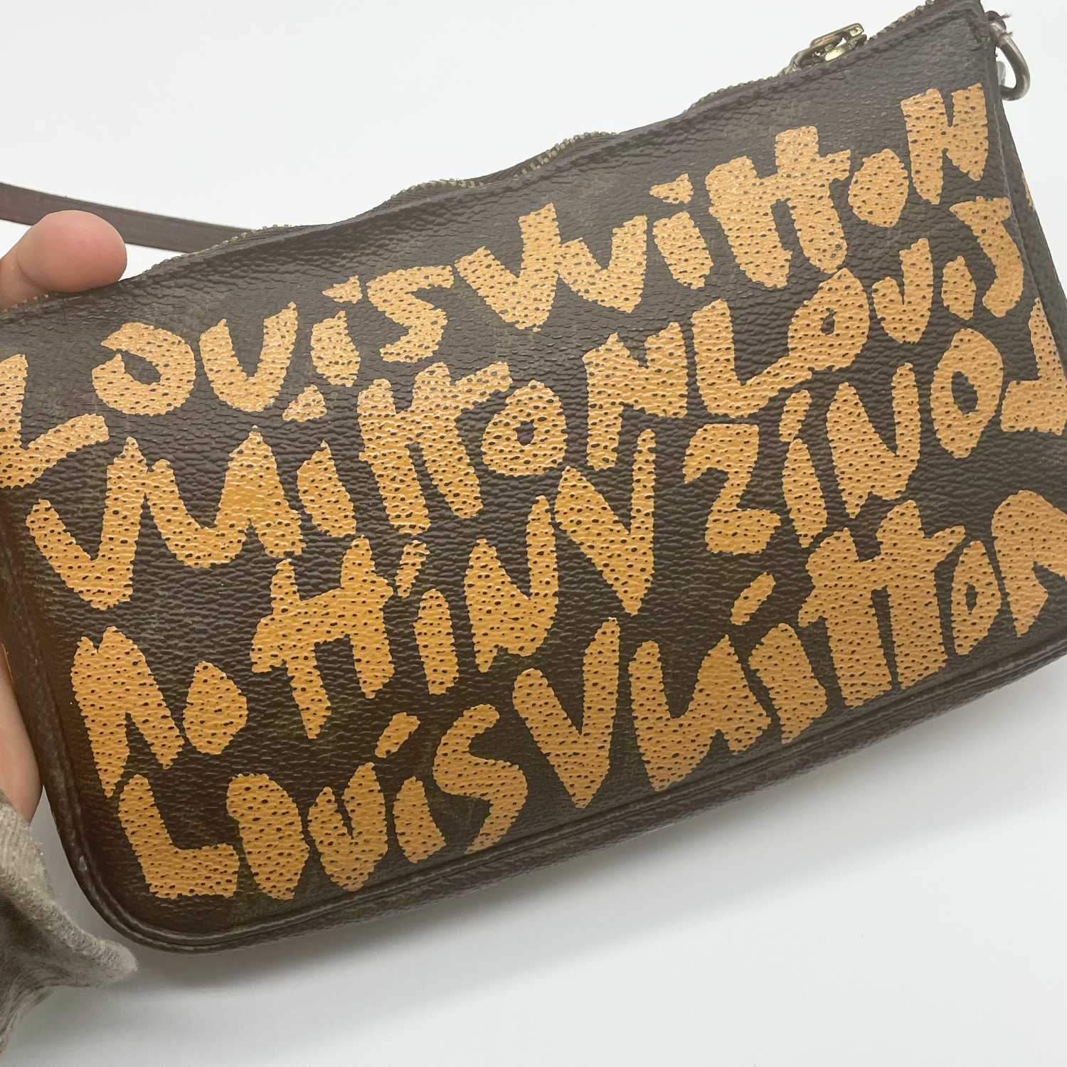 LOUIS VUITTON x Stephen Sprouse ‘Graffiti’ Pochette Orange/Brown 2001