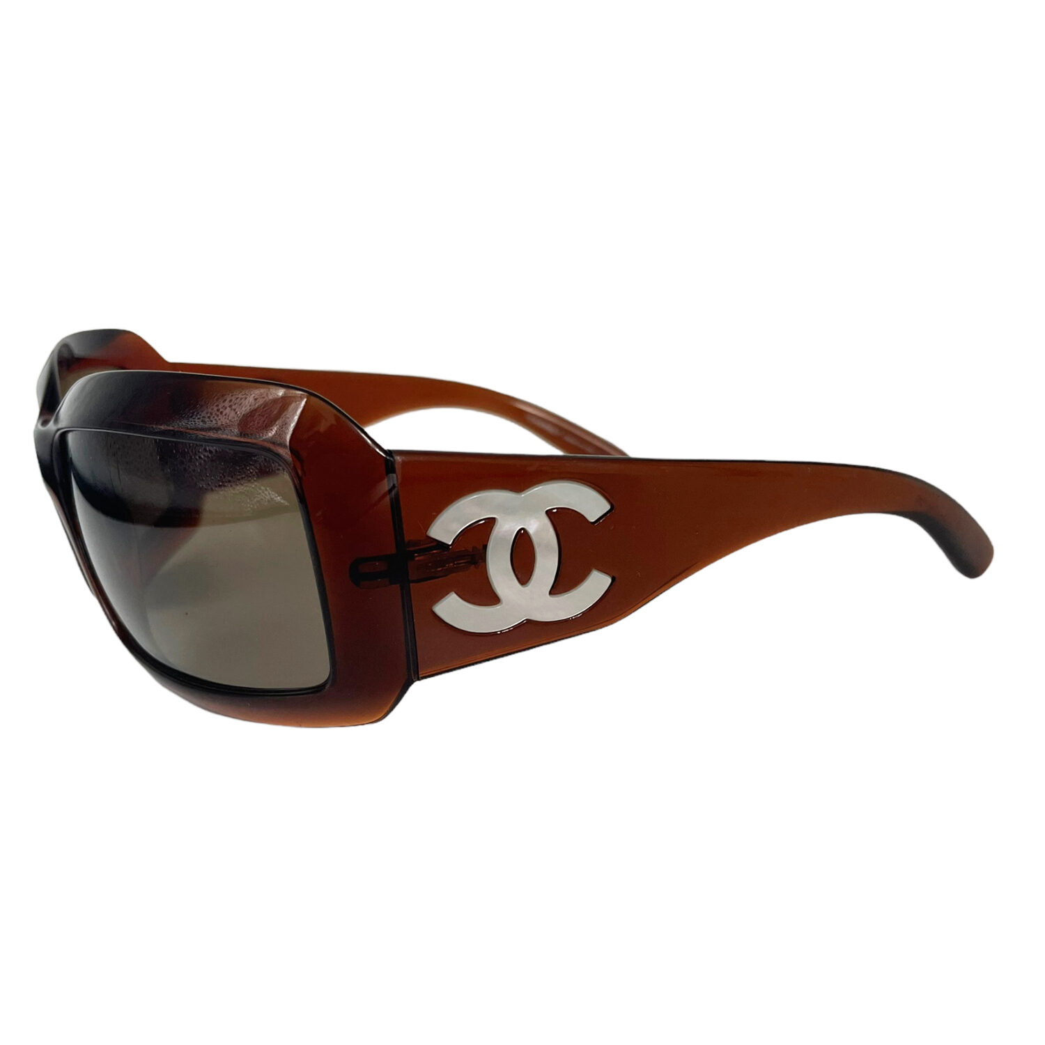 Vintage Chanel Chunky Pearl Sunglasses in Brown | NITRYL