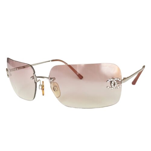 Vintage Chanel Diamante Ombre Rimless Sunglasses in Baby Pink | NITRYL
