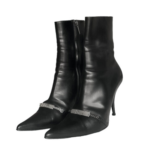 Vintage Dior Logo Leather Heeled Boots in Black UK 7.5 |. NITRYL